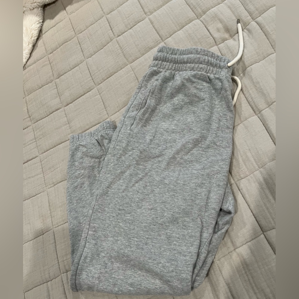 Gap vintage soft classic joggers, heather gray.